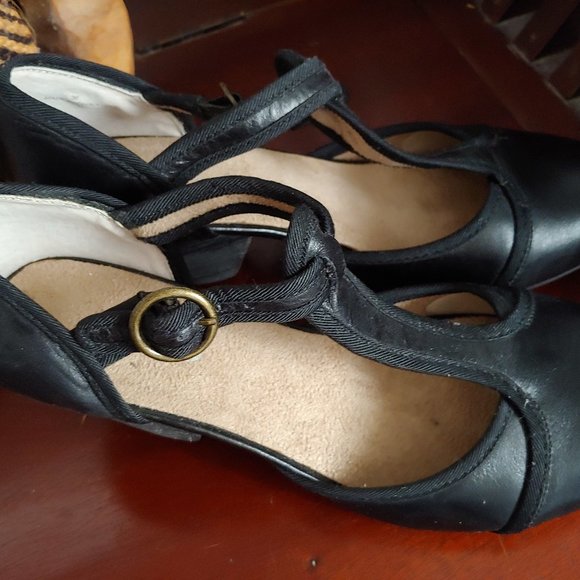 Aldo Dance Slipper - Picture 3 of 6